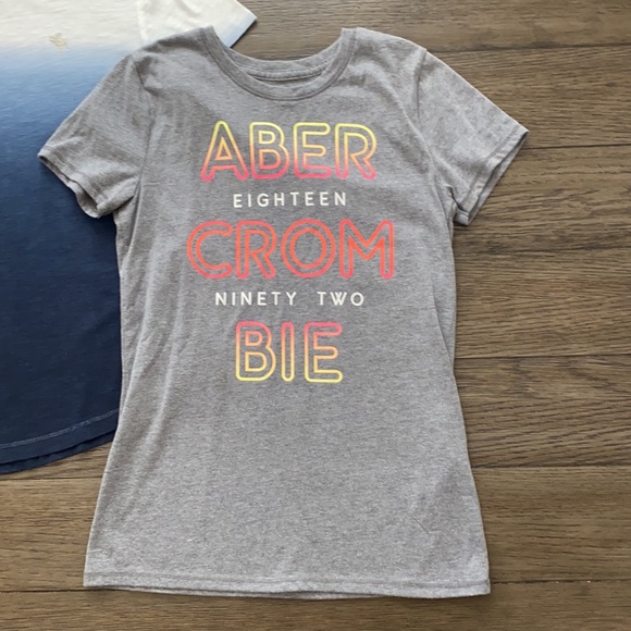 Set of Abercrombie kids short sleeve tops 13/14 - Picture 2 of 8